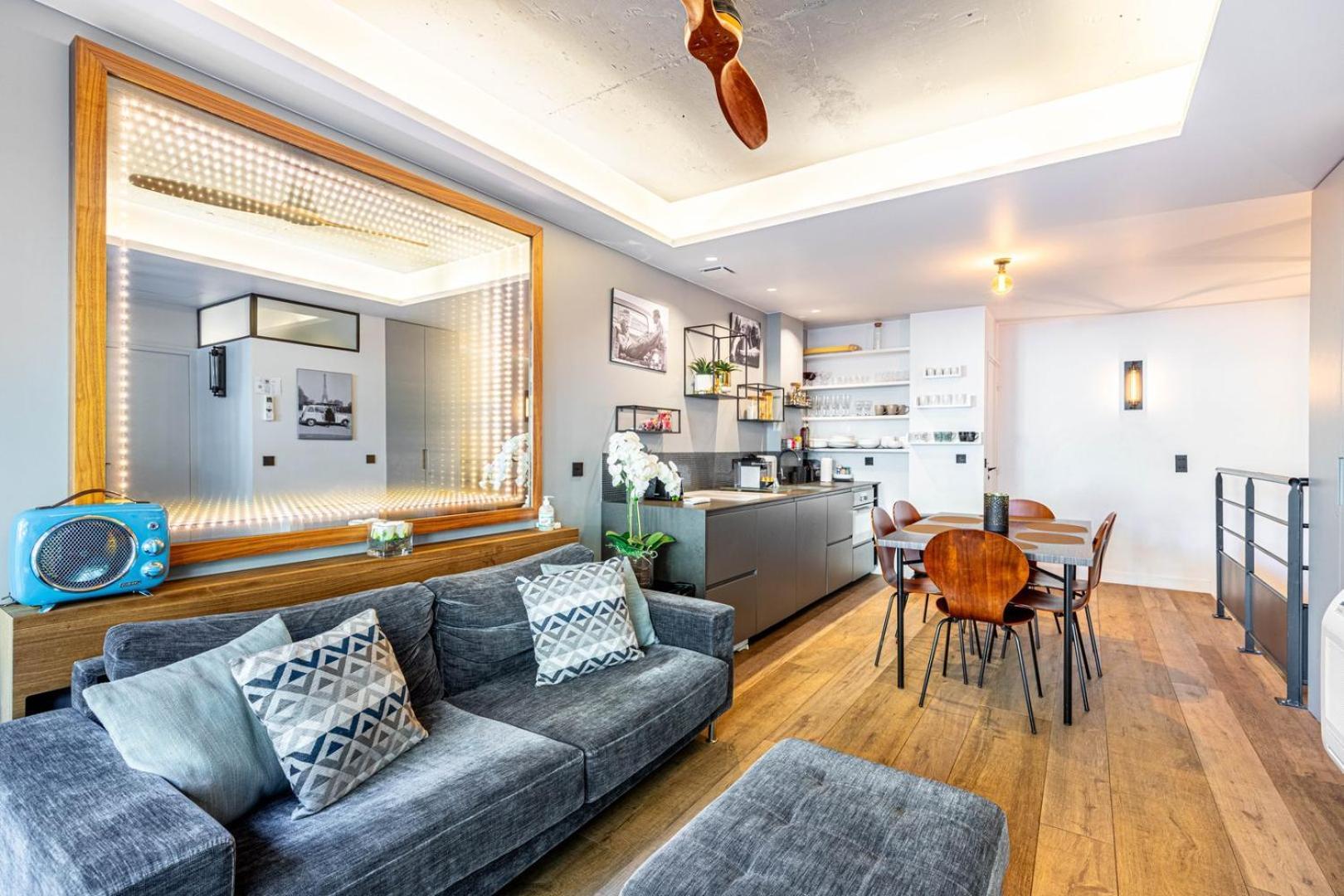 Modern Family Apartment Next To The Eiffel Tower Paris Exterior photo
